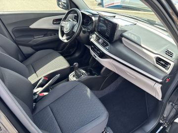 Bild 13 Suzuki Swift Club Hybrid 1.2 Navi LED Apple CarPlay And