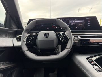 Bild 14 Peugeot 3008 Hybrid Allure AHK-abnehmbar Navi Digitales