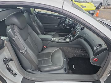 Bild 13 Mercedes-Benz SL 500 (KOMMISSIONSFAHRZEUG) Navi Leder Soundsys