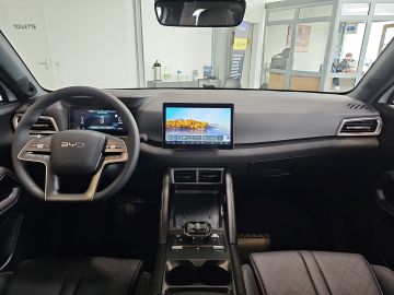 Bild 11 BYD ATTO 2 Active Navi Leder LED ACC Apple CarPlay A