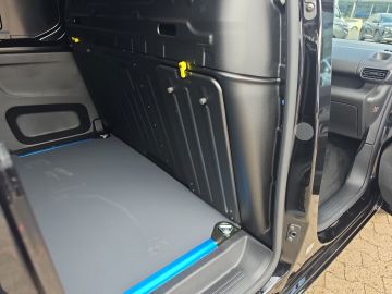 Bild 17 Citroën Berlingo Kasten L1H1 M LED DAB Fernlichtass. Ver