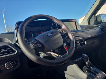 Bild 14 Ford Transit Courier Trend AHK Navi ACC Apple CarPlay