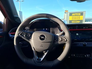 Bild 14 Opel Corsa F YES Digitales Cockpit LED Apple CarPlay