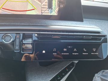 Bild 17 Peugeot 3008 Hybrid Allure AHK-abnehmbar Navi Digitales