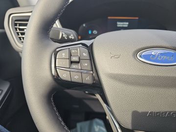 Bild 17 Ford Kuga Active X PHEV HUD Navi digitales Cockpit So