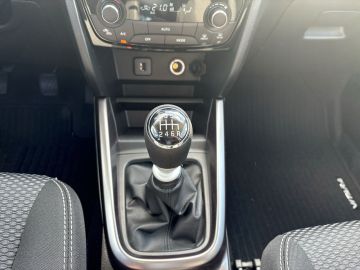 Bild 15 Suzuki Vitara Club 1.4 Mild HYBRID Navi LED Apple CarPl