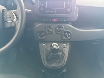 Bild 15 Fiat Panda Icon Hybrid Digitales Cockpit DAB Spurhalt