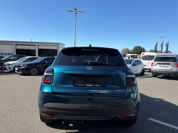 Bild 4 Fiat 600 Hybrid La Prima Navi Soundsystem 360 Kamera