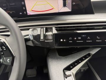 Bild 15 Peugeot 3008 Hybrid Allure AHK-abnehmbar Navi Digitales