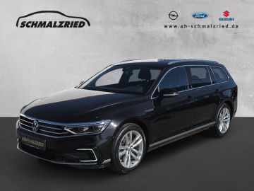 Bild 1 VW Passat Variant GTE StandHZG AHK-klappbar Navi Le