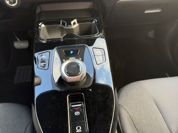 Bild 15 Suzuki Vitara e Comfort Navi Digitales Cockpit LED ACC