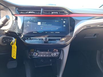 Bild 12 Opel Corsa F YES Digitales Cockpit LED Apple CarPlay