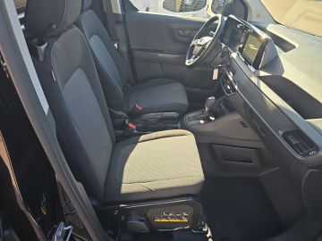 Bild 13 Ford Transit Courier Trend AHK Navi ACC Apple CarPlay