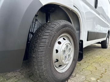 Bild 7 Opel Movano Kasten L2H2 3,5t Klimaautom DAB Rückfahrk