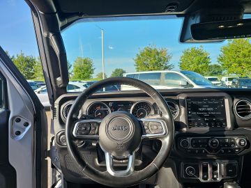 Bild 14 Jeep Wrangler Unlimited Sahara Hardtop Navi Soundsyst
