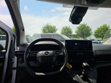 Bild 14 Opel Combo Cargo 1.2 Turbo EU6e LED Apple CarPlay And