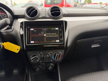 Bild 12 Suzuki Swift Comfort Hybrid LED Apple CarPlay Android A