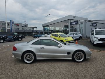 Bild 6 Mercedes-Benz SL 500 (KOMMISSIONSFAHRZEUG) Navi Leder Soundsys