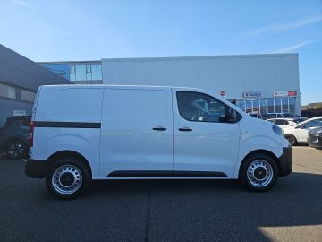 Bild 6 Opel Vivaro Kasten M Digitales Cockpit Apple CarPlay