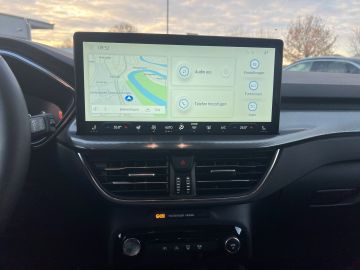 Bild 12 Ford Kuga Titanium Navi Digitales Cockpit LED Mehrzon