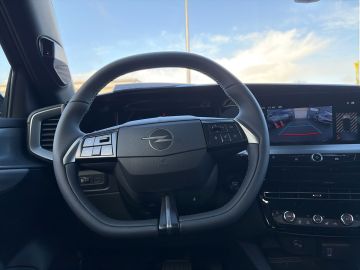 Bild 14 Opel Mokka e Edition Navi Digitales Cockpit LED Apple