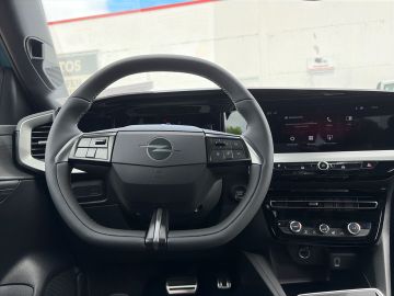 Bild 14 Opel Mokka GS Navi Digitales Cockpit LED Blendfreies