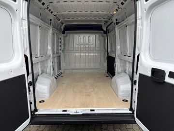 Bild 8 Opel Movano Kasten L2H2 3,5t Klimaautom DAB Rückfahrk