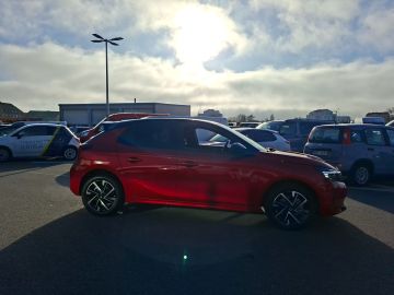 Bild 6 Opel Corsa F YES Digitales Cockpit LED Apple CarPlay