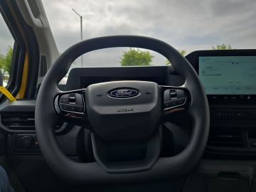 Bild 14 Ford Transit Custom 320 L1 Trend FWD 2.0 AHK Navi Kli