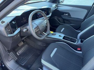 Bild 9 Opel Mokka e Edition Navi Digitales Cockpit LED Apple