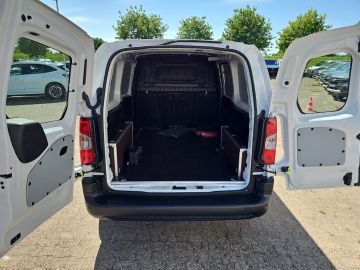 Bild 8 Opel Combo E Cargo XL Musikstreaming DAB SHZ Verkehrs