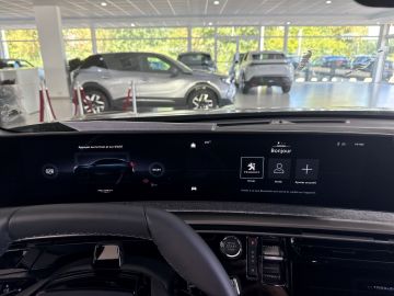 Bild 12 Peugeot 3008 Hybrid Allure AHK-abnehmbar Navi Digitales