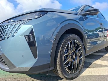 Bild 7 Peugeot 3008 Hybrid Allure AHK-abnehmbar Navi Digitales