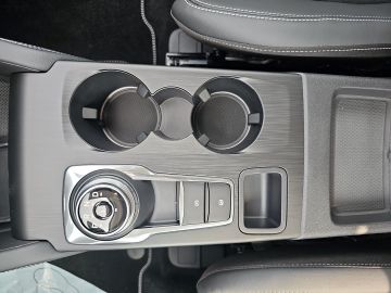 Bild 15 Ford Kuga Active X PHEV HUD Navi digitales Cockpit So