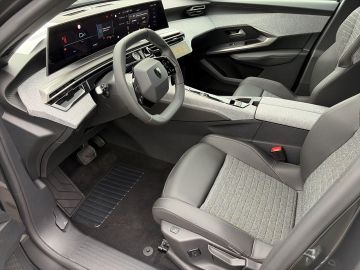 Bild 9 Peugeot 3008 Hybrid Allure AHK-abnehmbar Navi Digitales