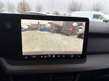 Bild 16 Ford Tourneo Courier BEV Titanium Klimaautom DAB SHZ