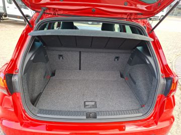 Bild 8 Seat Arona FR Digitales Cockpit Sperrdiff. Apple CarP