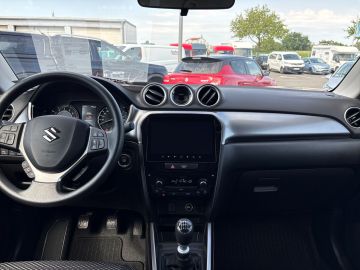 Bild 11 Suzuki Vitara Club 1.4 Mild Hybrid Navi LED Apple CarPl