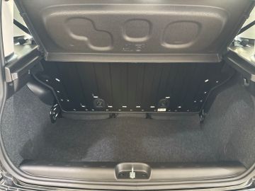 Bild 8 Fiat Panda Icon Hybrid Digitales Cockpit DAB Spurhalt