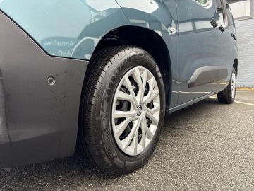 Bild 7 Fiat Doblo L2 1.5 7 Sitzer Navi LED Apple CarPlay And