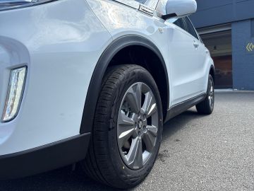 Bild 7 Suzuki Vitara Club 1.4 Mild Hybrid Navi LED Apple CarPl