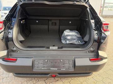 Bild 8 Suzuki Vitara e Comfort Navi Digitales Cockpit LED ACC