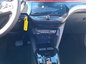 Bild 15 Opel Corsa F YES Digitales Cockpit LED Apple CarPlay