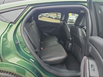 Bild 10 Ford Mustang MACH-E Premium Extended Range Navi Leder