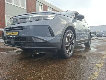 Bild 7 Opel Grandland (X) Grandland 1.2 48V Mild-Hybrid 107 kW GS HUD El.