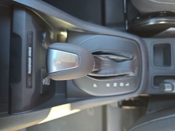 Bild 15 Ford Transit Courier Trend AHK Navi ACC Apple CarPlay