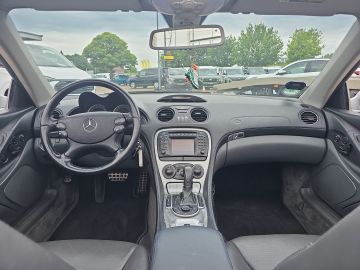 Bild 11 Mercedes-Benz SL 500 (KOMMISSIONSFAHRZEUG) Navi Leder Soundsys