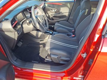 Bild 9 Opel Corsa F YES Digitales Cockpit LED Apple CarPlay