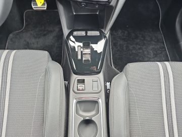 Bild 15 Opel Corsa F GS LED Apple CarPlay Android Auto Musiks